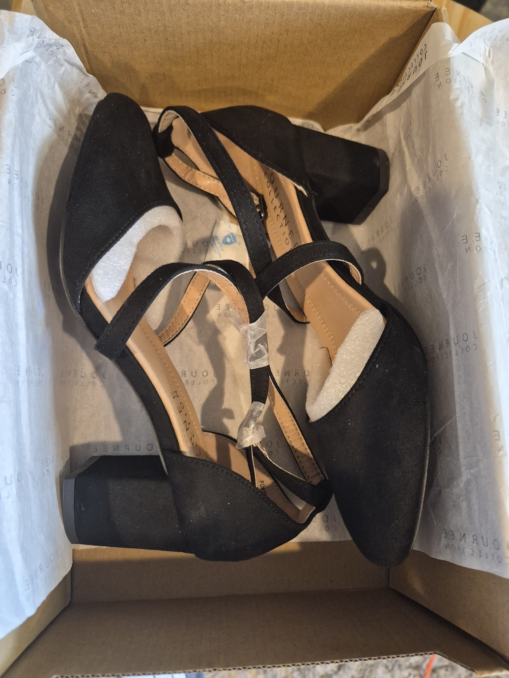 Journee Collection Foster Women's Black Suede Block Heel Pumps - Picture 3 of 8